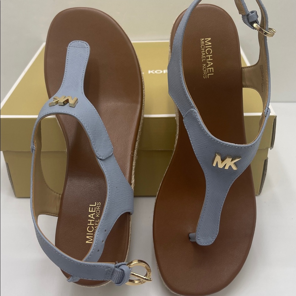 Michael Kors LANEY THONG FAUX LEATHER Pale Blue
40TOLAMS2L Heeled Sandals Wedge - Picture 12 of 16